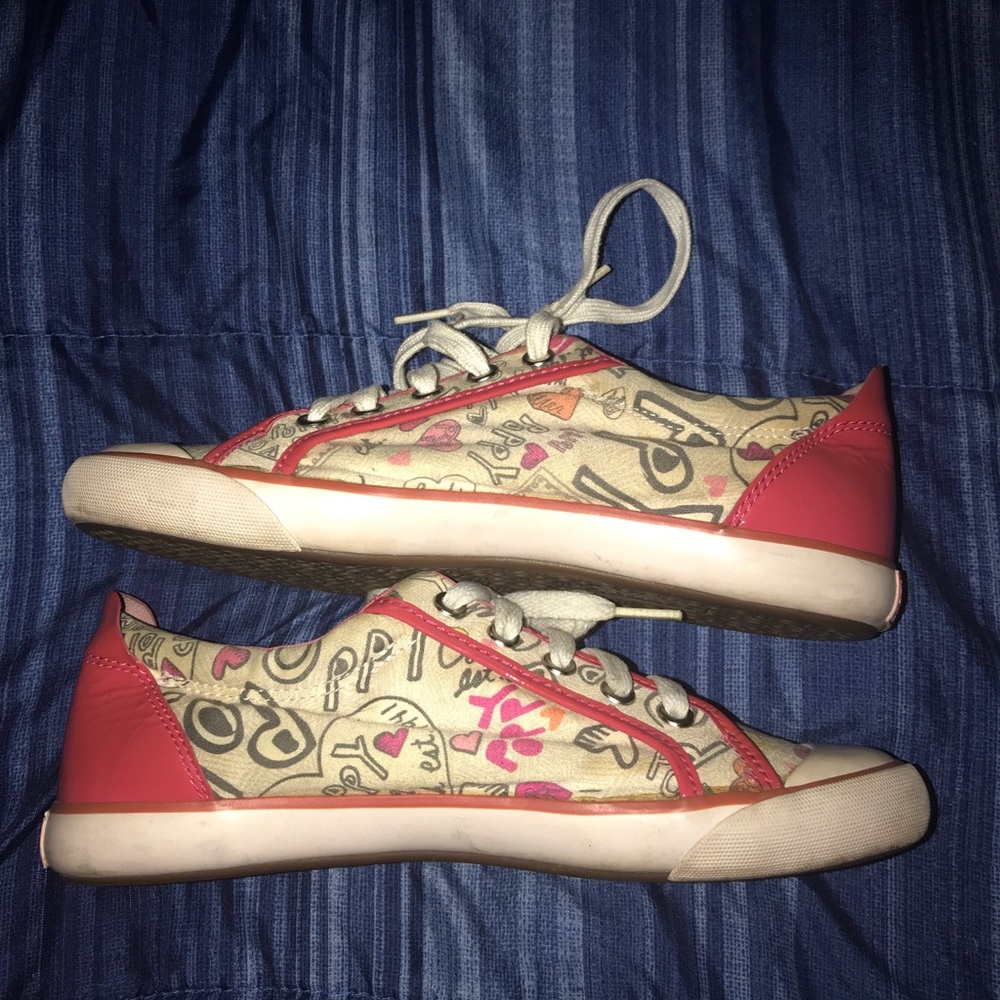 Coach pink graffiti Shoes and matching makeup bag